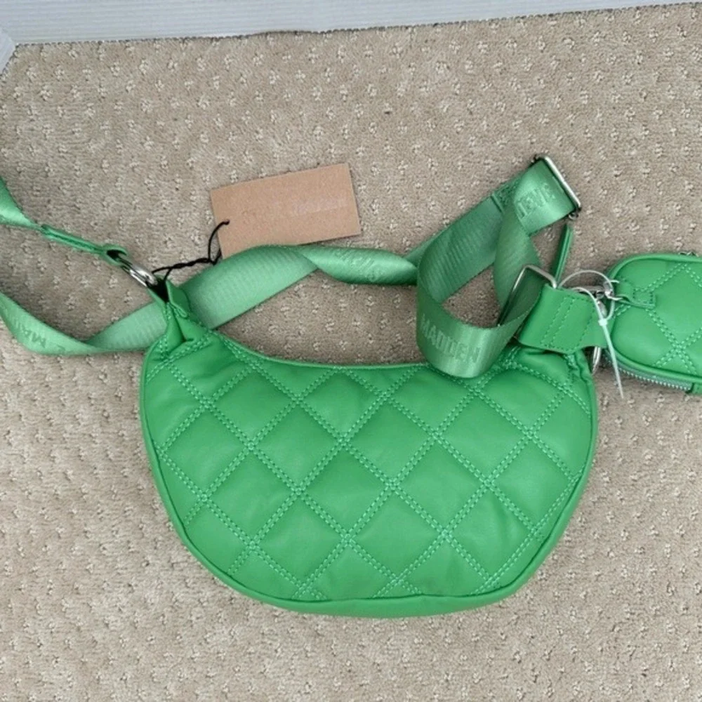 Steve Madden BDORES Quilted Crossbody Sling Bag Green Flare with Coin Purse NEW
